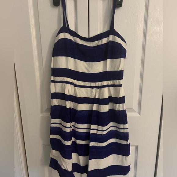Ann Taylor blue and white striped dress. Size 8 - Picture 2 of 2